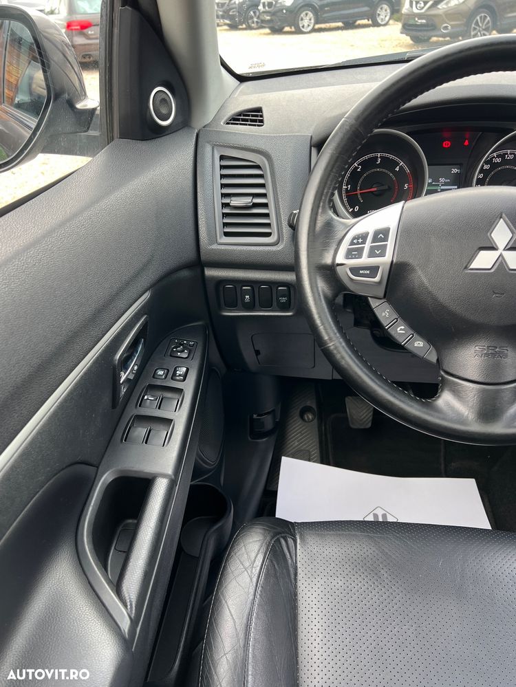Mitsubishi ASX 1.8 DI-D 4WD Instyle - 21