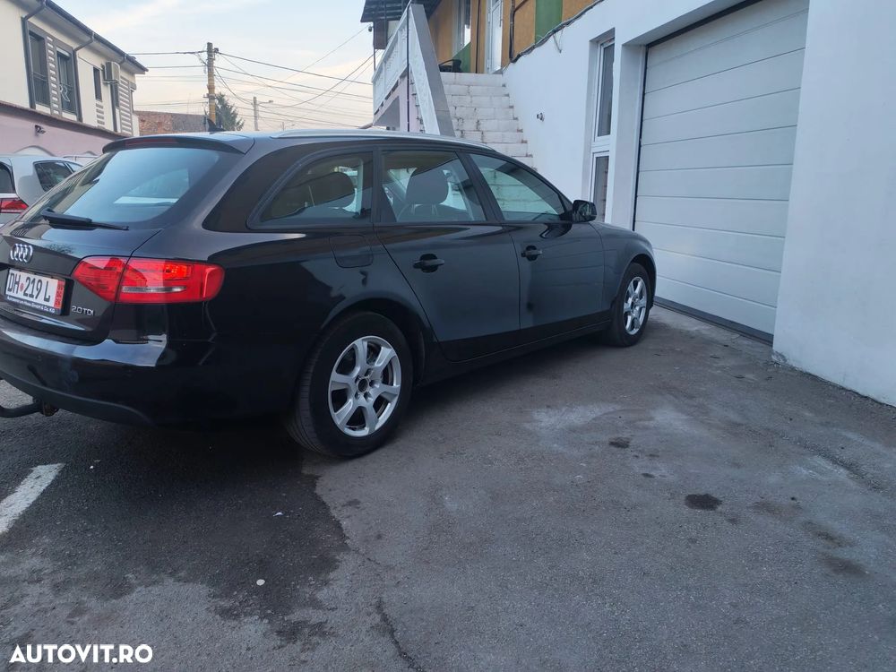 Audi A4 2.0 TDI DPF Ambition - 12