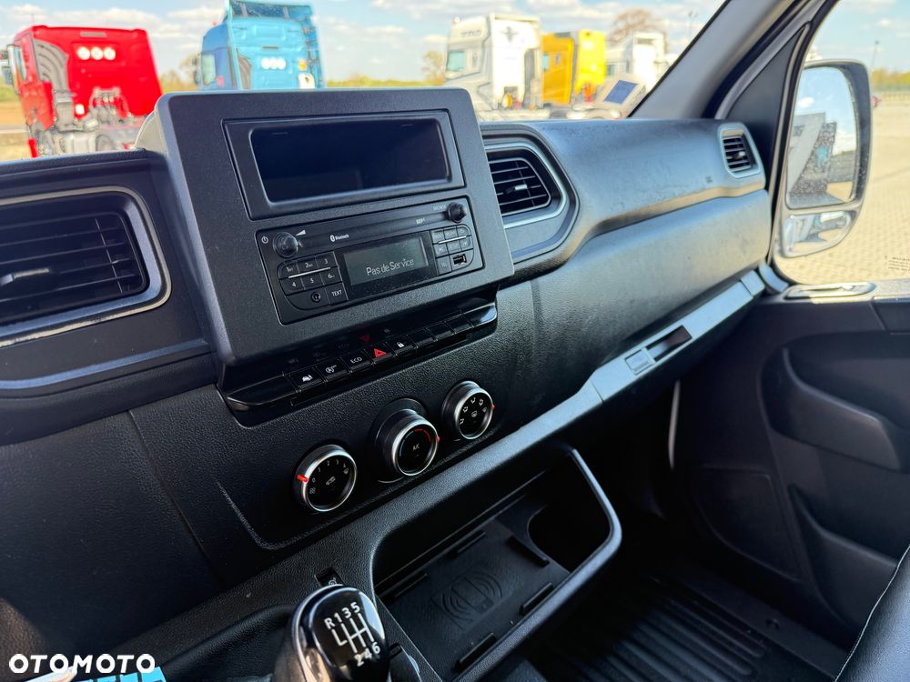 Renault MASTER 145 / WYWROTKA / NOWY MODEL / KLIMA / KUFER / Z FRANCJI / STAN BDB / / / - 28