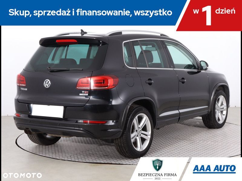 Volkswagen Tiguan - 6
