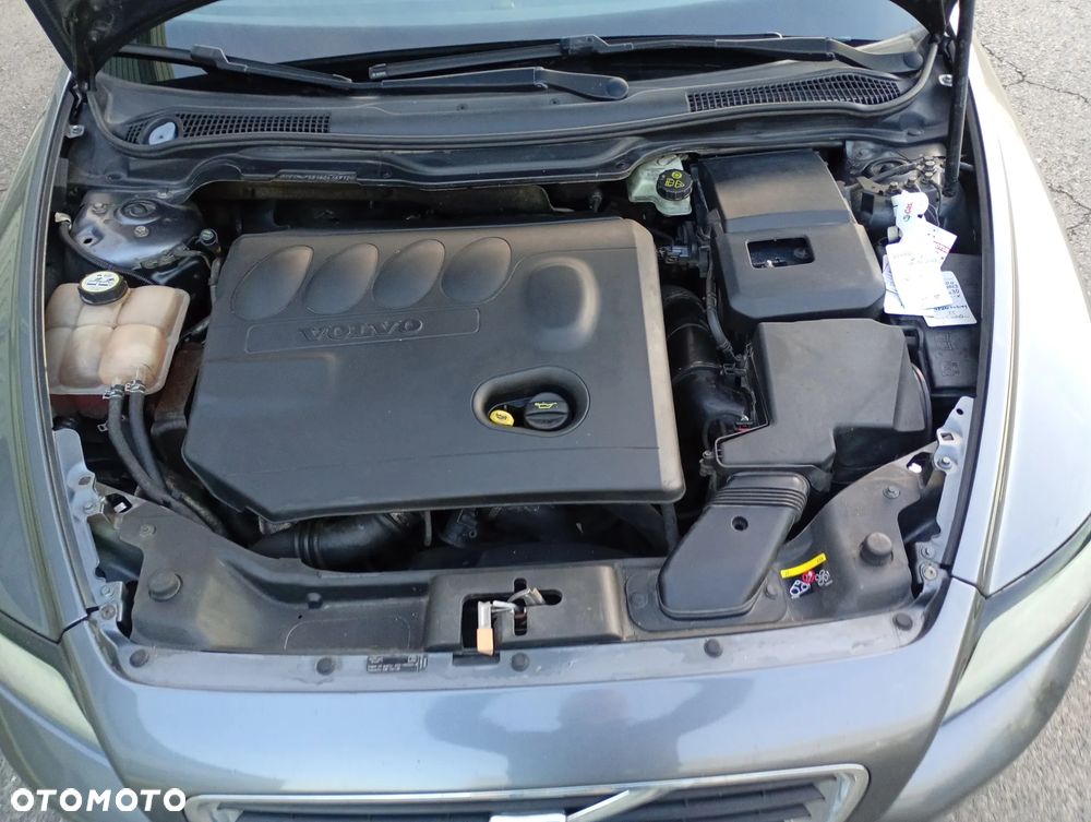 Volvo V50 2.0D R-Design Summum - 28