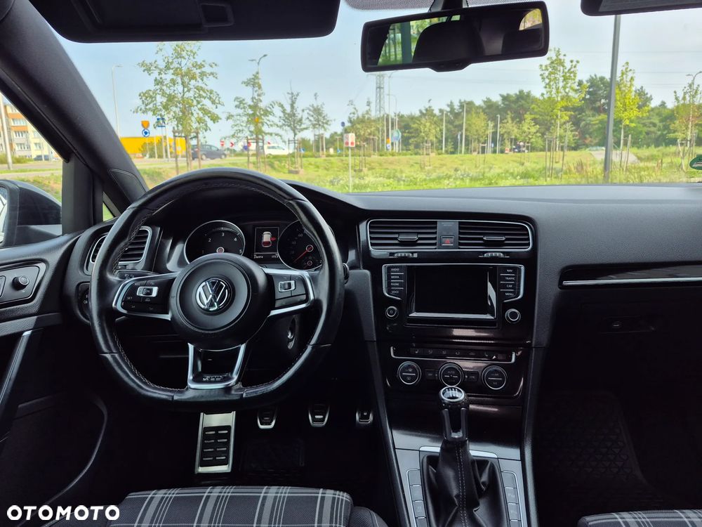 Volkswagen Golf GTD (BlueMotion Technology) - 29