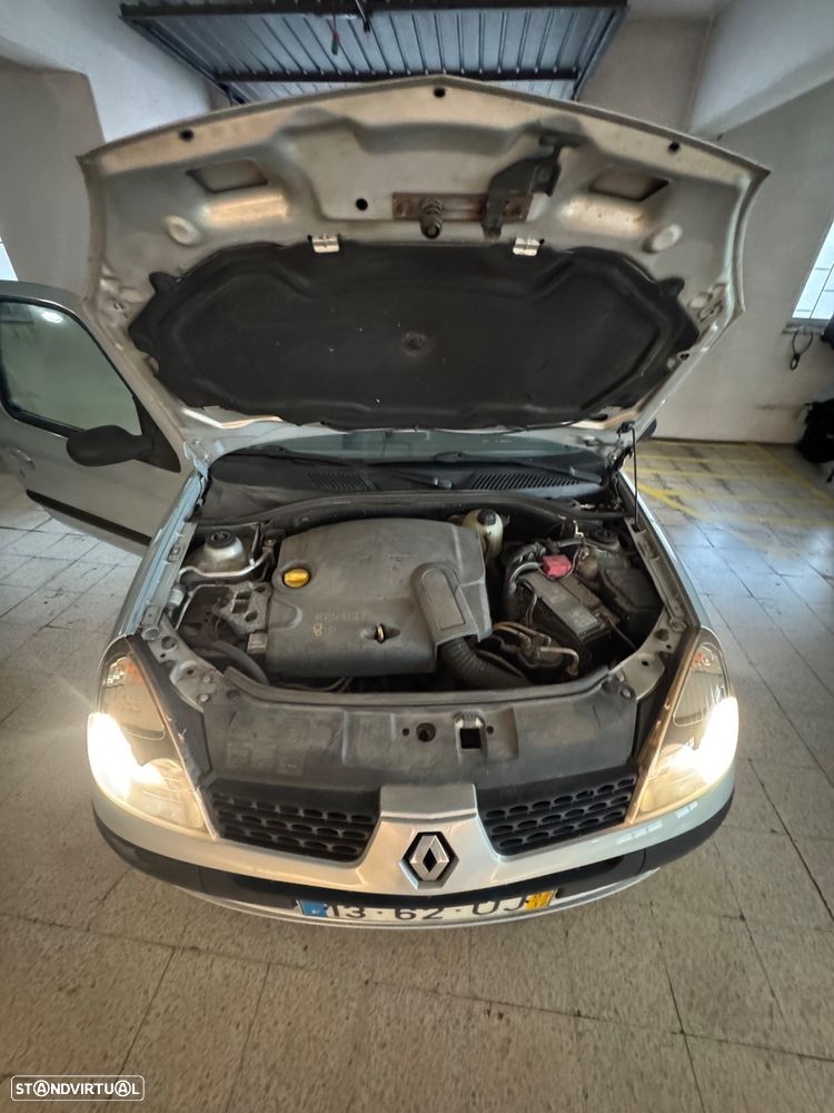 Renault Clio 1.5 dCi Confort Privilège - 13