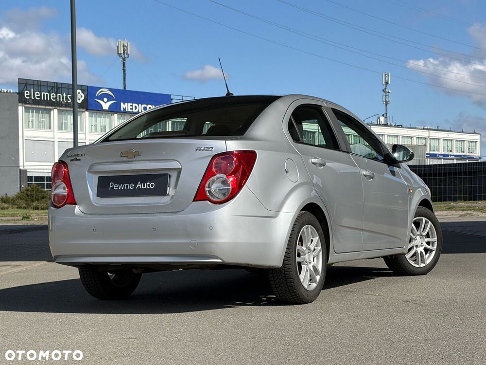 Chevrolet Aveo - 14