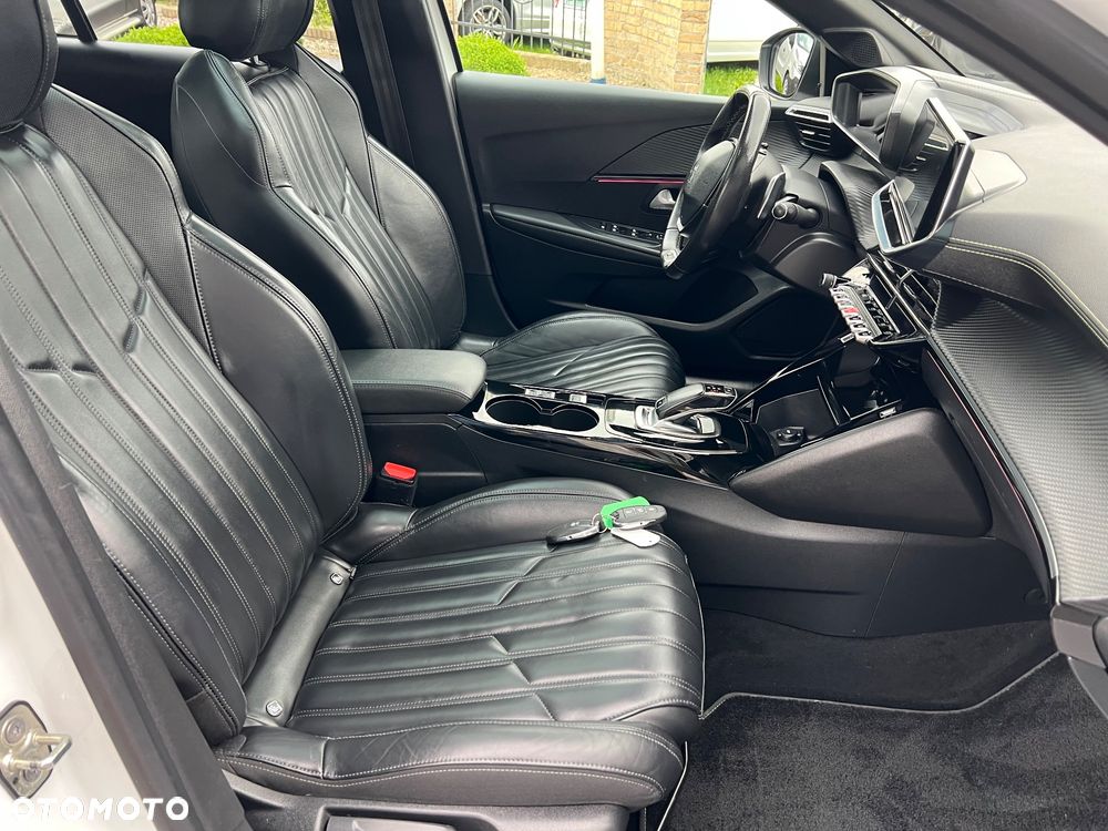 Peugeot 208 1.2 PureTech Allure Pack S&S EAT8 - 32
