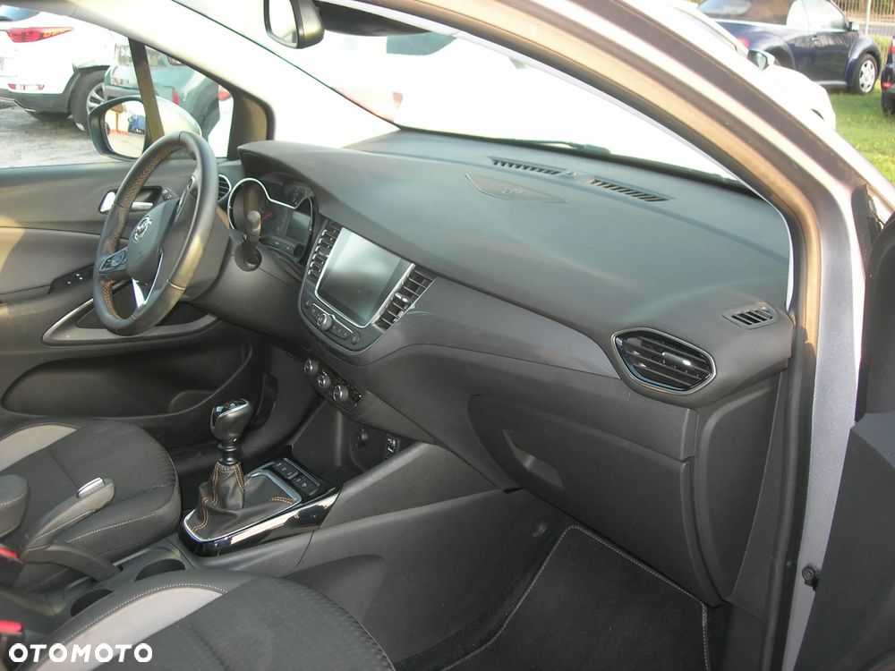 Opel Crossland X - 19