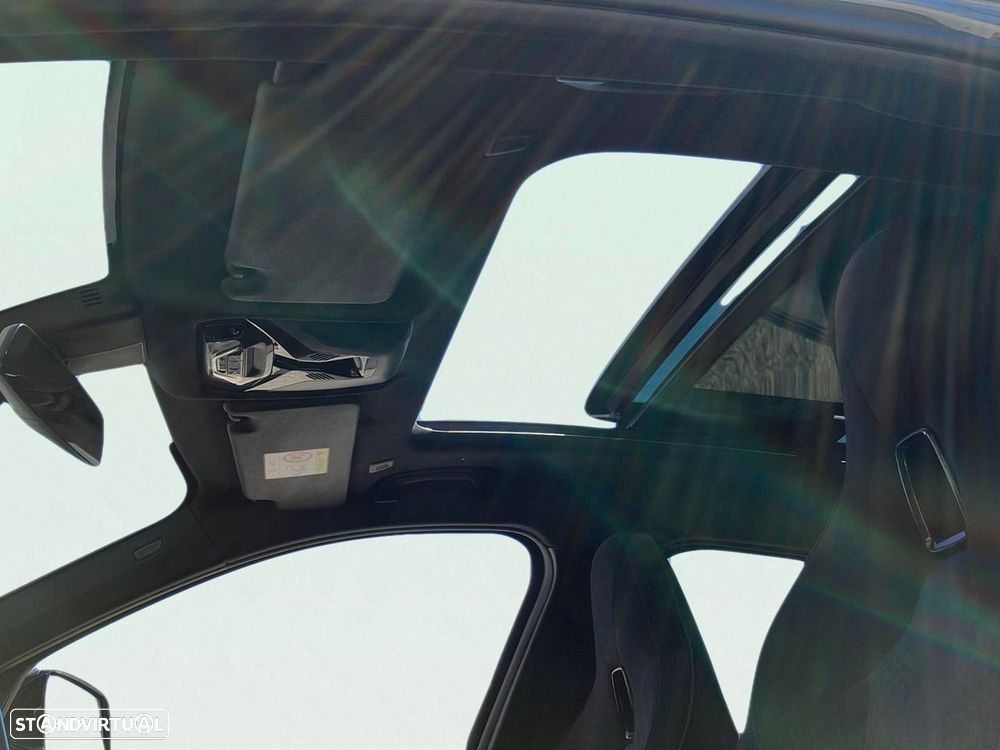 BMW 118 i Pack Desportivo M Auto - 20