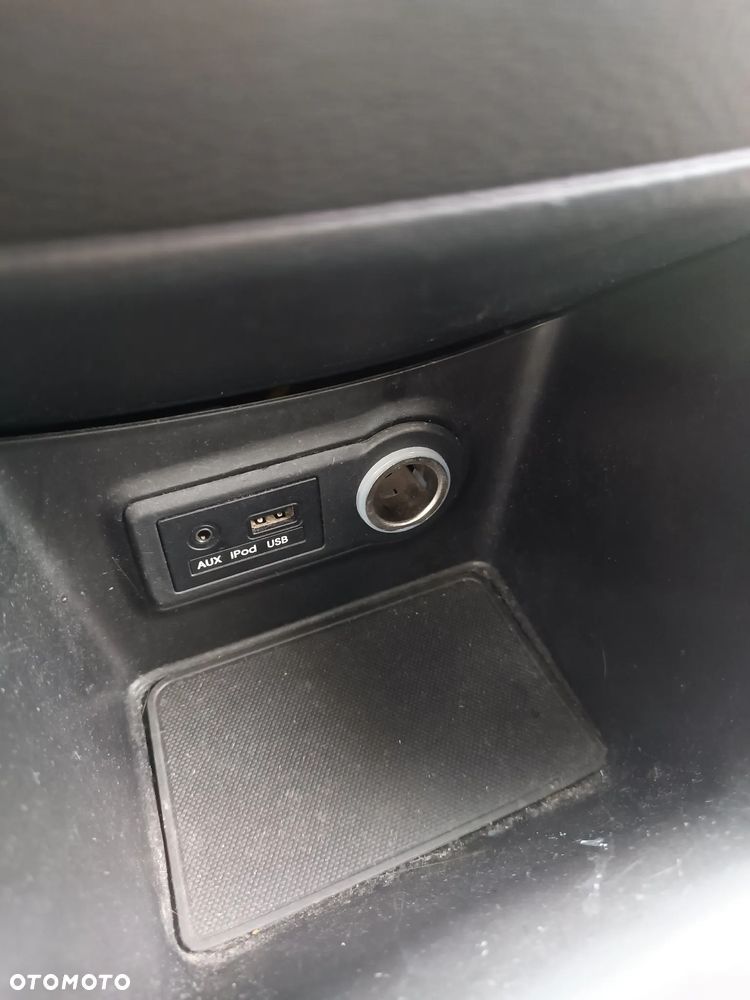 Hyundai ix20 - 10