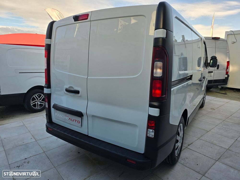 Renault Trafic 1.6 dCi L2H1 1.2T - 9