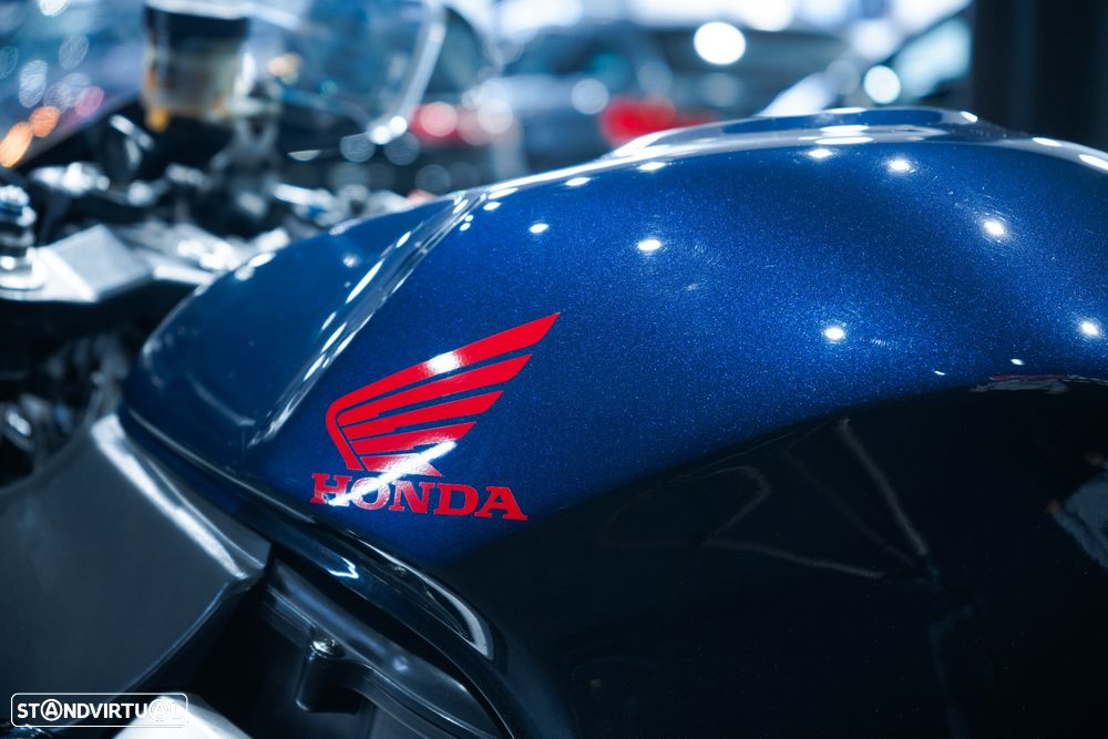 Honda CBR 929 RR Fireblade - 3