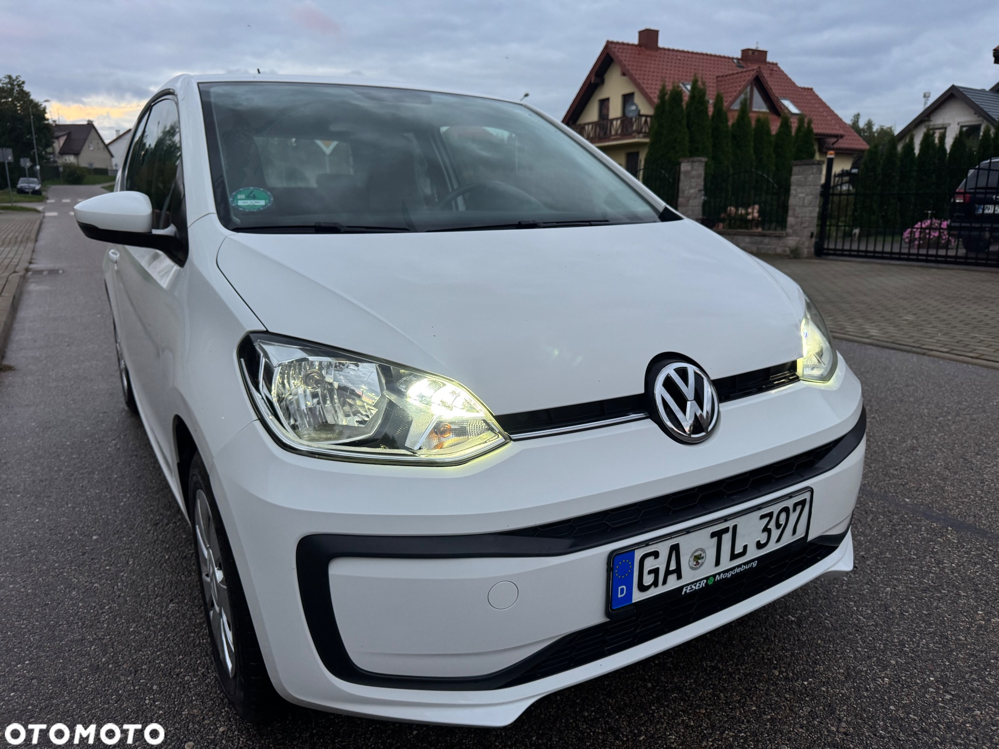Volkswagen up! 1.0 move - 11