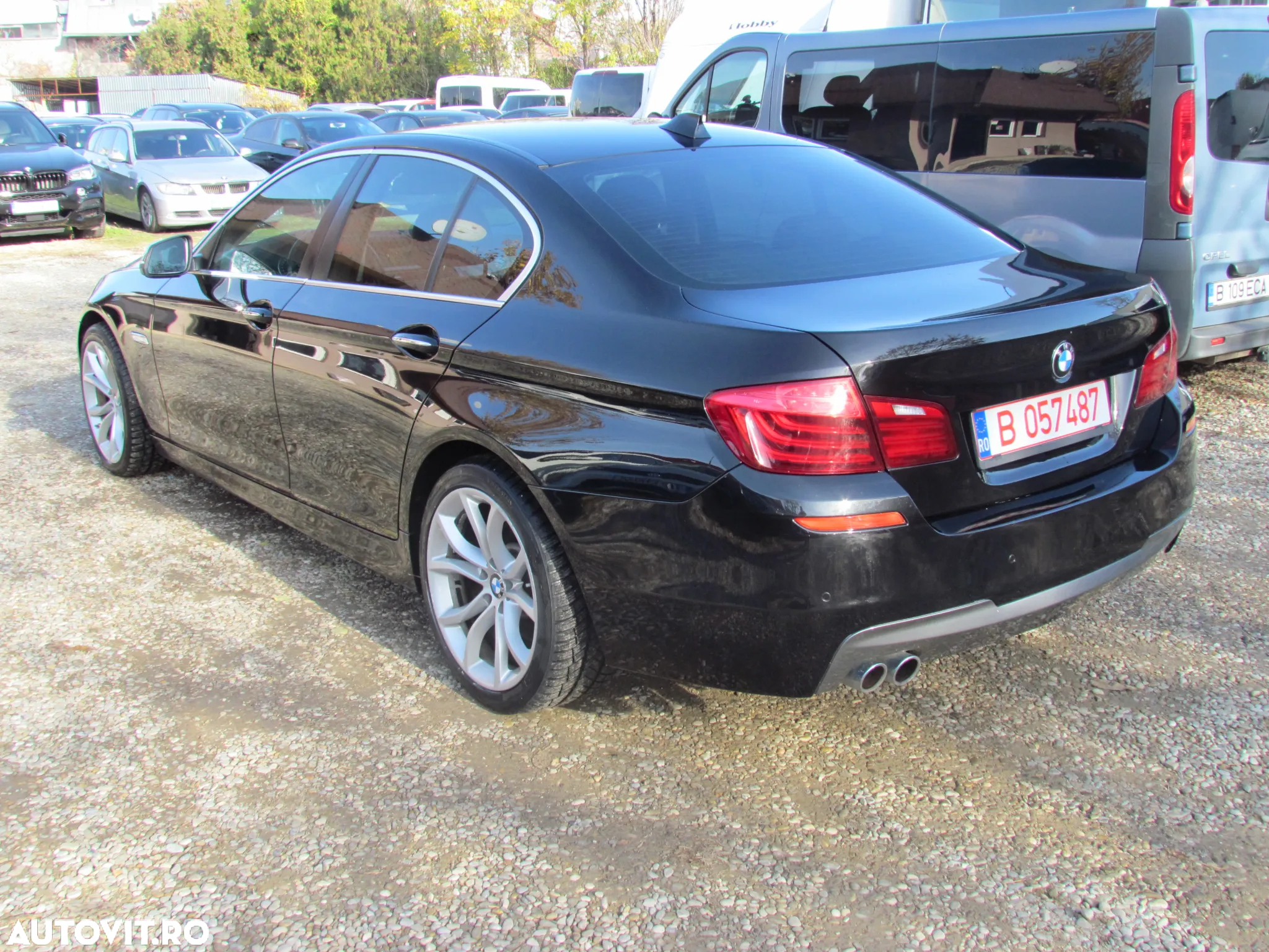 BMW Seria 5 530d xDrive Aut. - 4