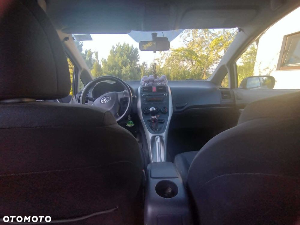 Toyota Auris - 7