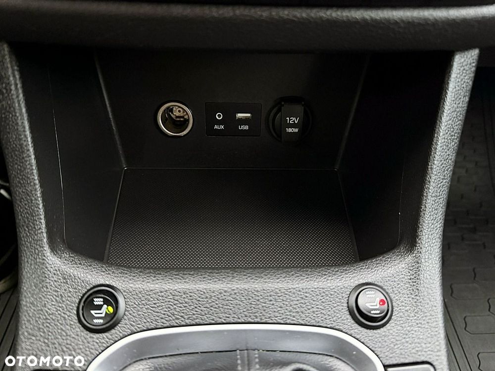 Hyundai i30 - 23