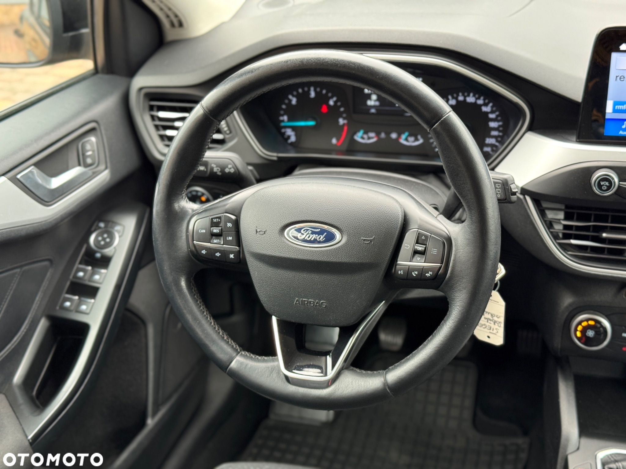 Ford Focus 1.5 TDCi Gold X - 12