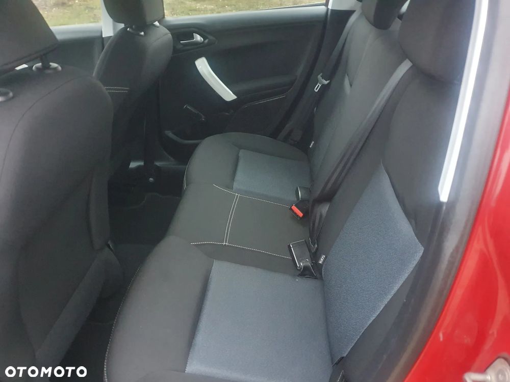 Peugeot 208 PureTech 68 Active - 8