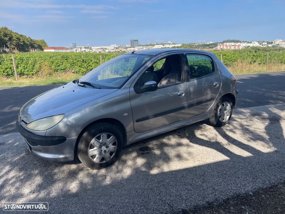 Peugeot 206 1.1 Color Line - 1