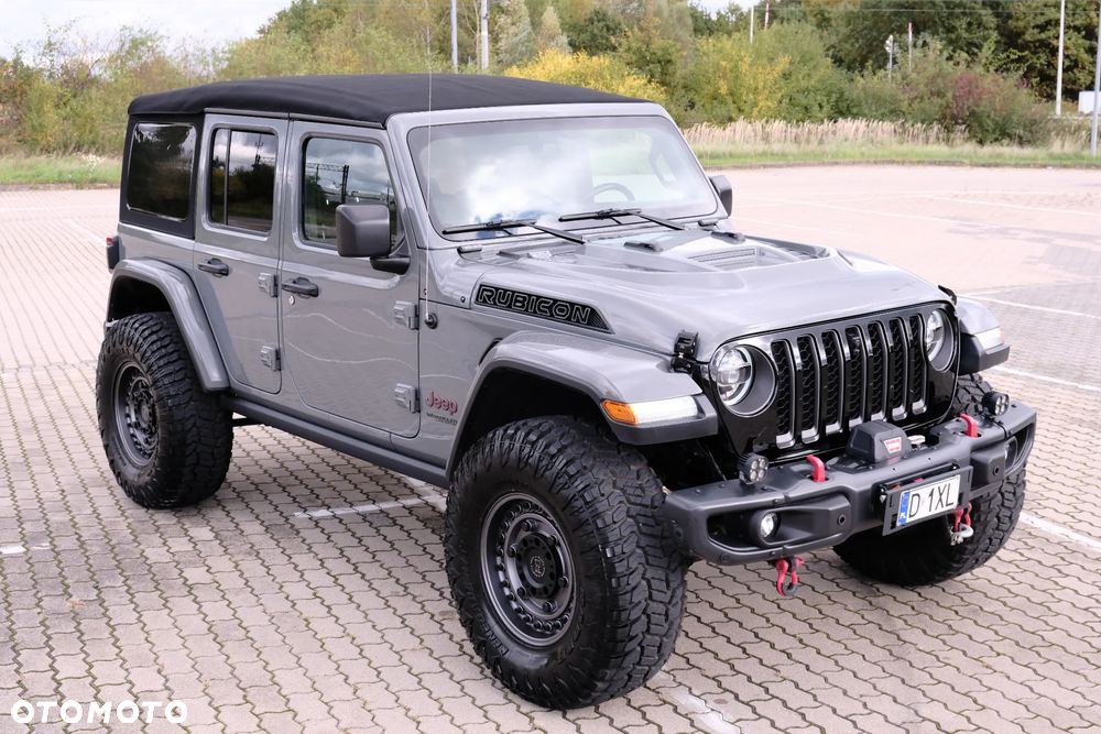 Jeep Wrangler - 4