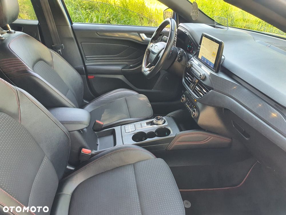 Ford Focus 1.5 EcoBlue Start-Stopp-System ST-LINE - 15