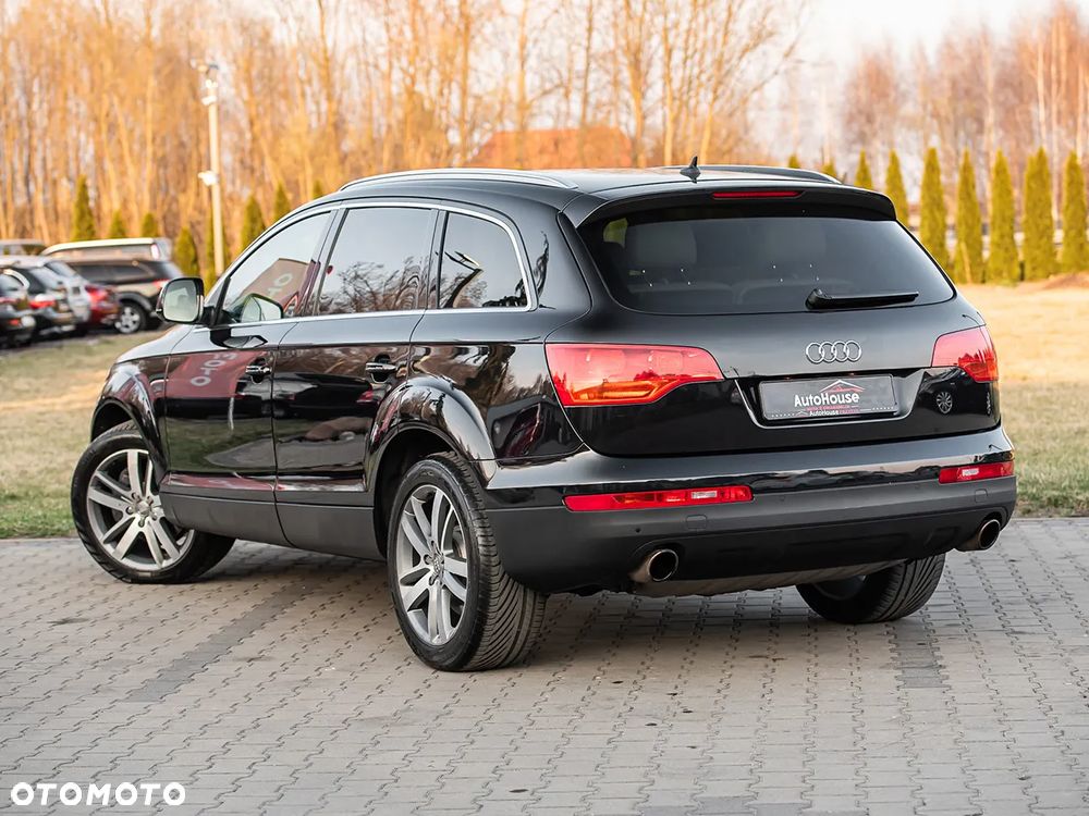 Audi Q7 - 8