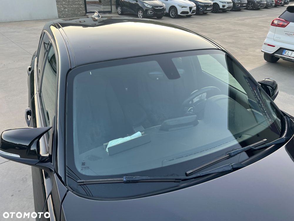 BMW Seria 1 125i Edition M Sport Shadow - 22