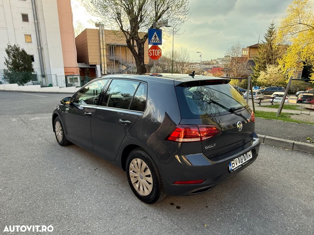 Volkswagen Golf 1.0 TSI Trendline - 2