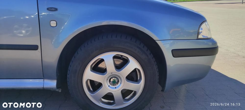 Skoda Octavia 2.0 Elegance - 10