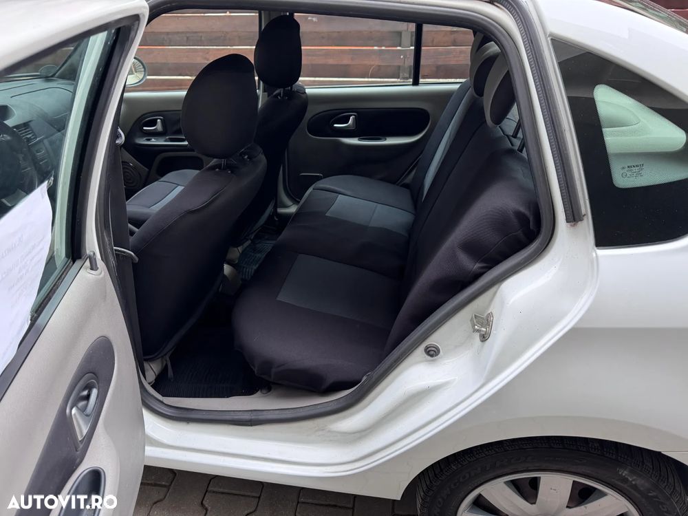 Renault Symbol 1.4 16V Best - 10