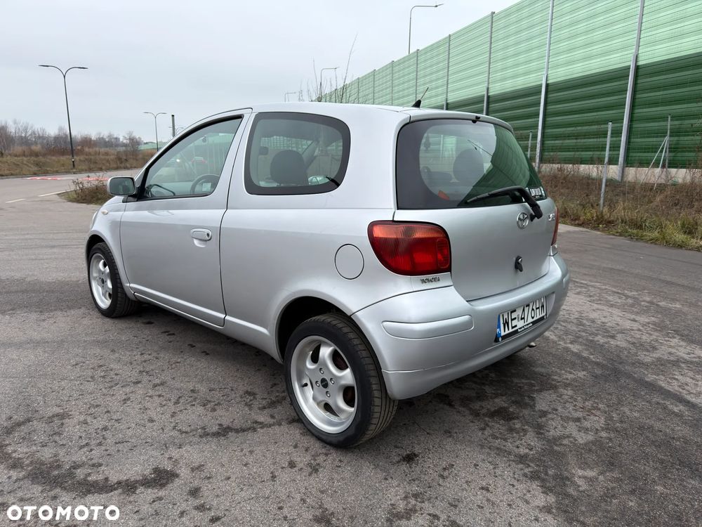 Toyota Yaris 1.0 Blue - 3