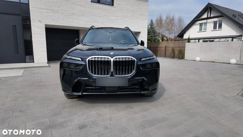BMW X7 - 1