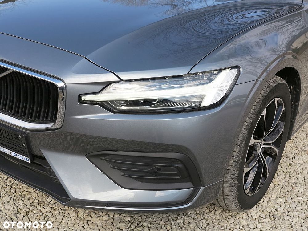 Volvo V60 D3 Momentum - 28