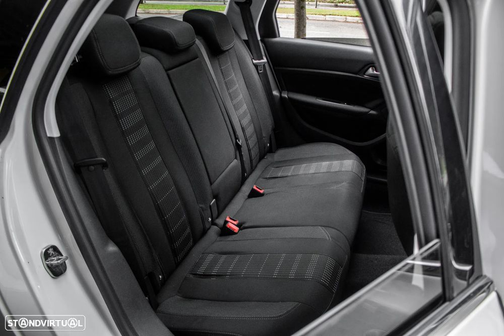 Peugeot 308 SW 1.6 BlueHDi Allure - 30