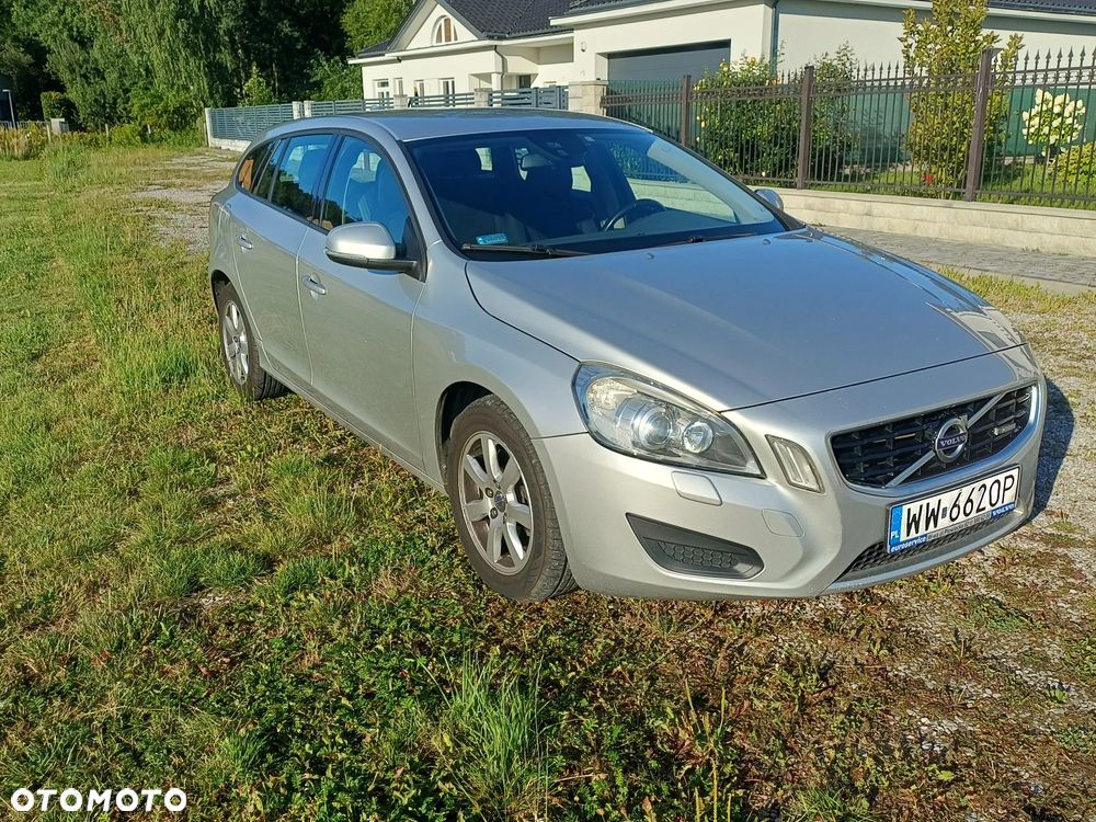 Volvo V60 D3 Geartronic Kinetic - 3