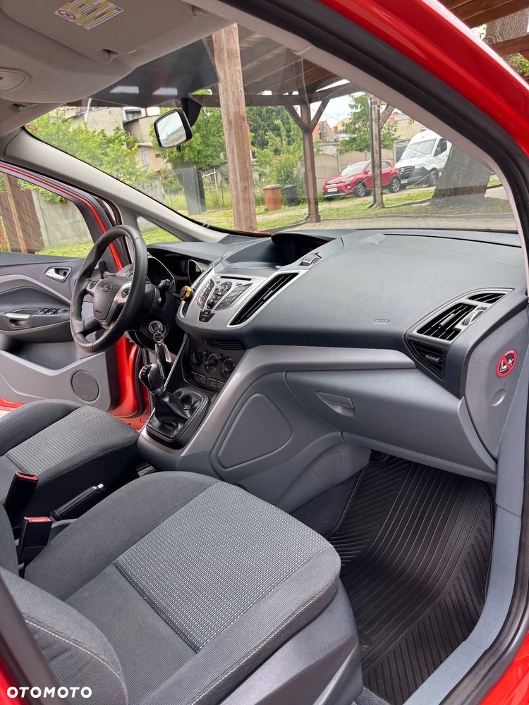 Ford C-MAX 1.6 Ti-VCT Champions Edition - 16