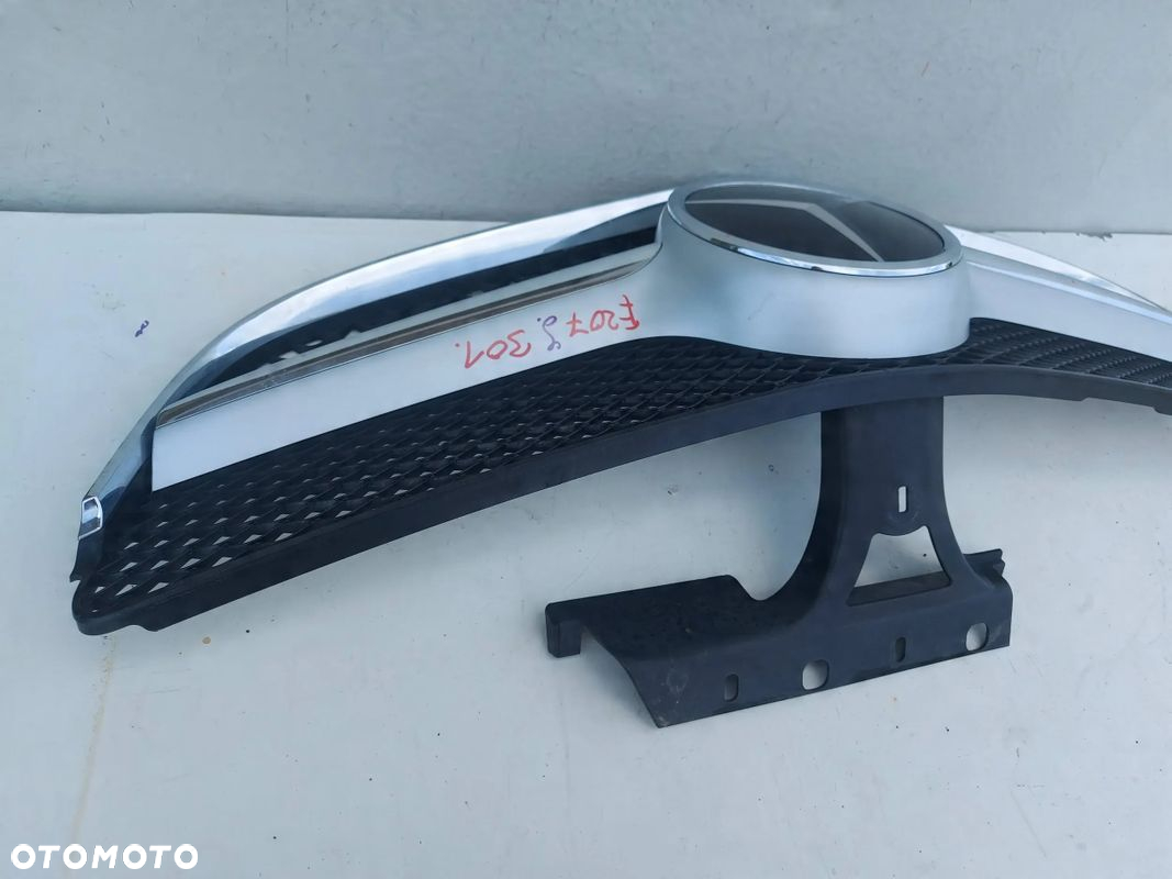 Mercedes-Benz E klasa coupe Lift C207 W207 Grill Atrapa Distronic - 6