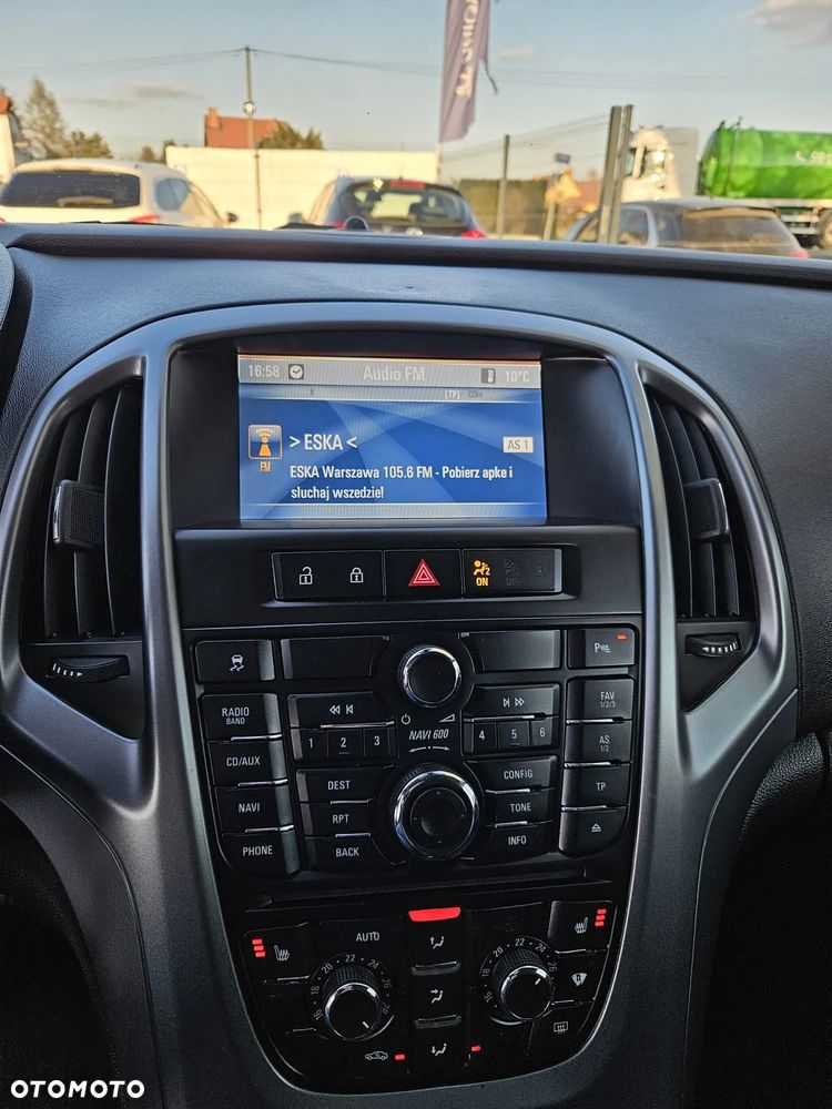 Opel Astra 1.4 Turbo Edition - 24