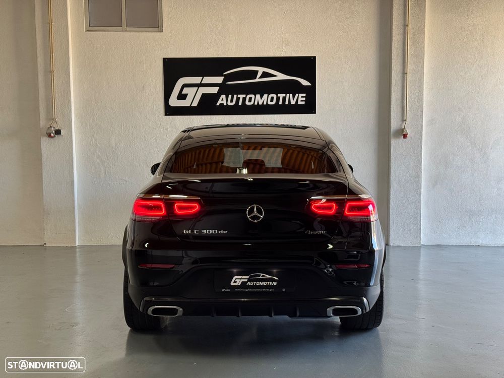 Mercedes-Benz GLC 300 de Coupe 4Matic 9G-TRONIC AMG Line - 10