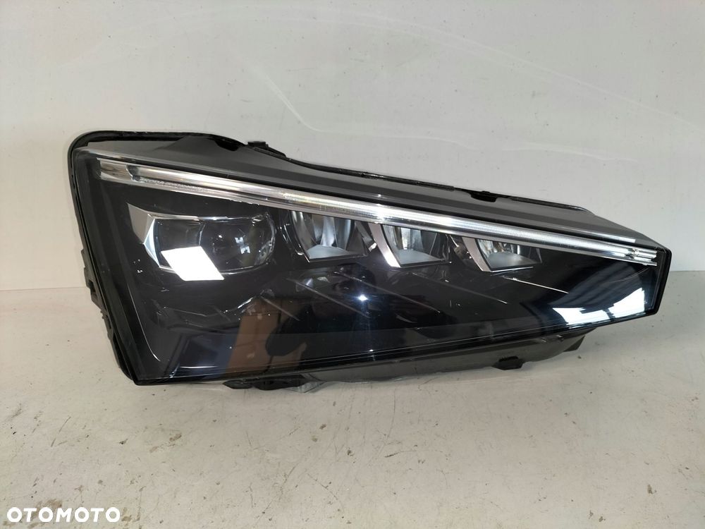 lampa przednia reflektor prawa skoda scala 19- full led crystal lighting - 1