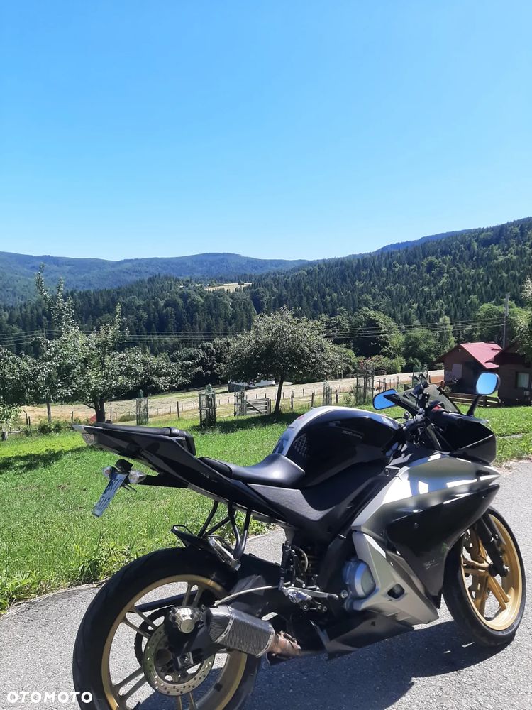 Yamaha R125 - 4