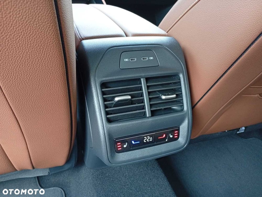 Skoda Superb 2.0 TDI SCR 4x4 L&K DSG - 21