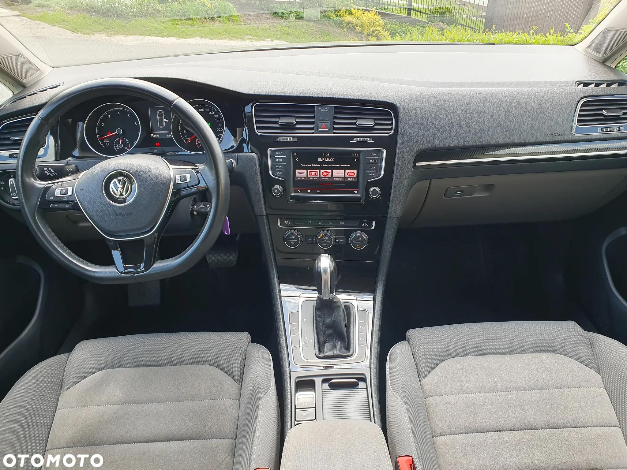 Volkswagen Golf 1.4 TSI BlueMotion Technology DSG Highline - 14