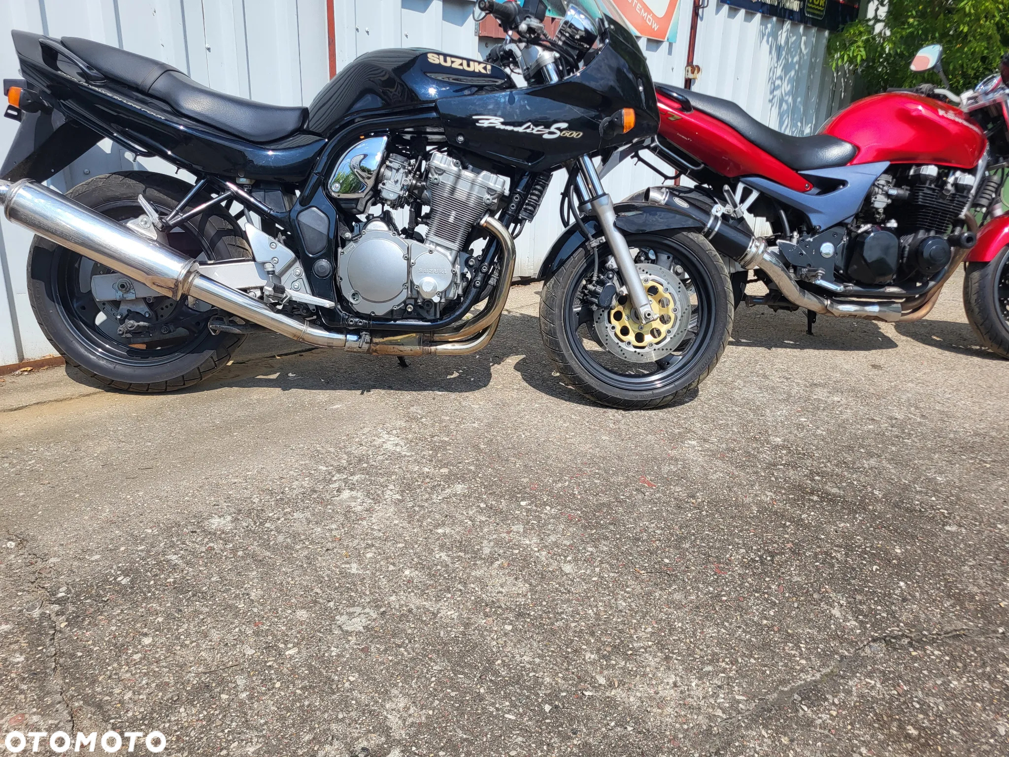 Suzuki GSX - 22