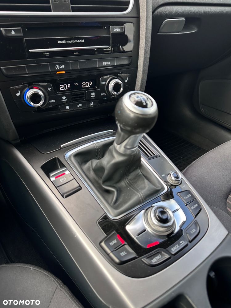 Audi A4 Avant 2.0 TDI DPF quattro Attraction - 19