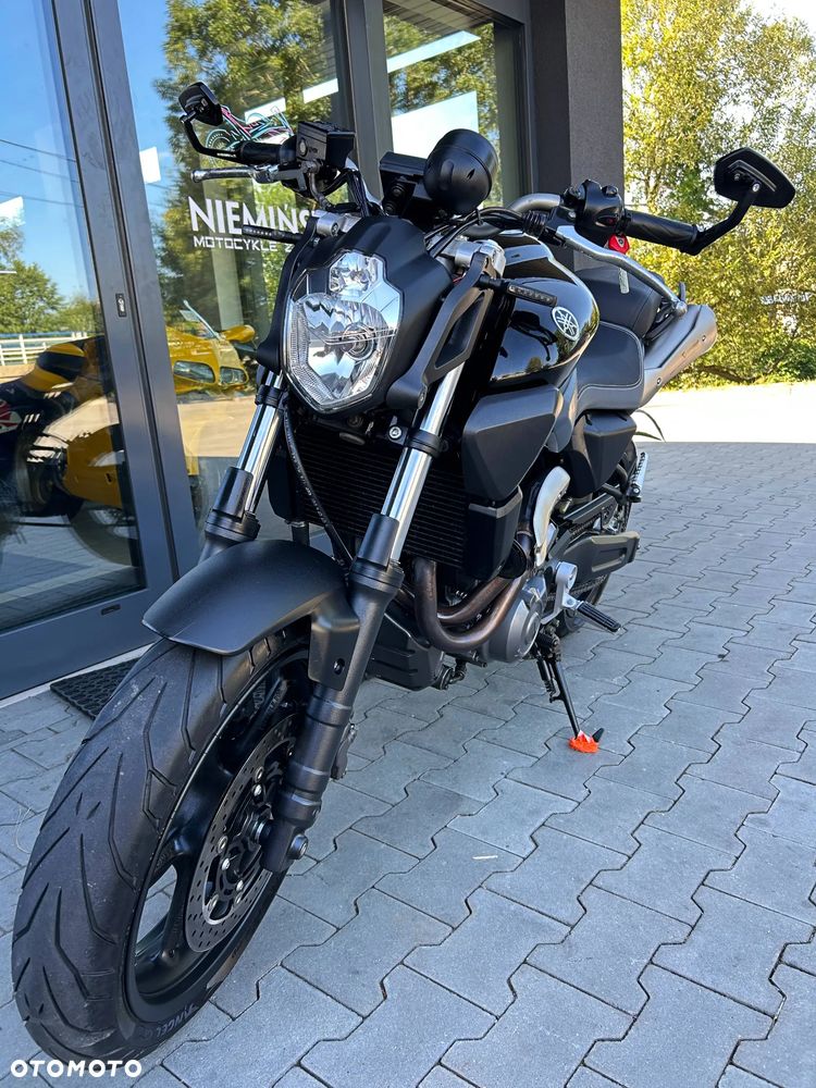 Yamaha MT - 14