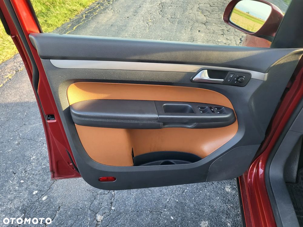 Volkswagen Touran 2.0 TDI DPF Cross - 9