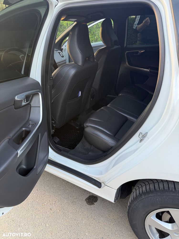 Volvo XC 60 D4 VEA Start-Stop R-Design - 7