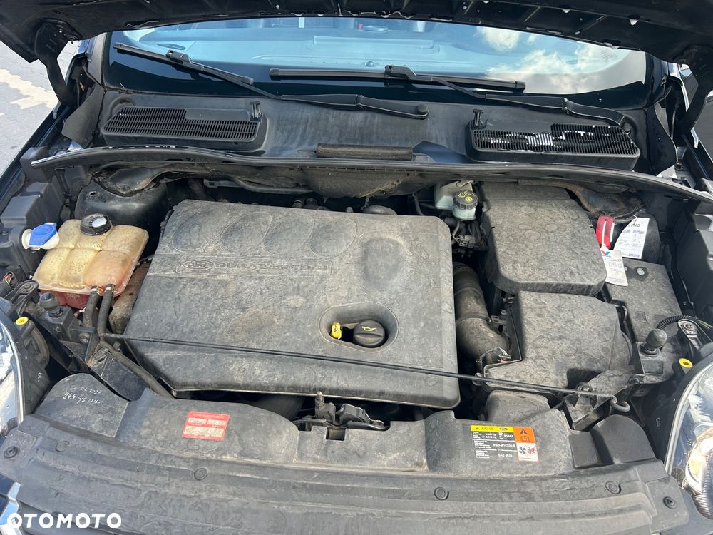 Ford Kuga - 14