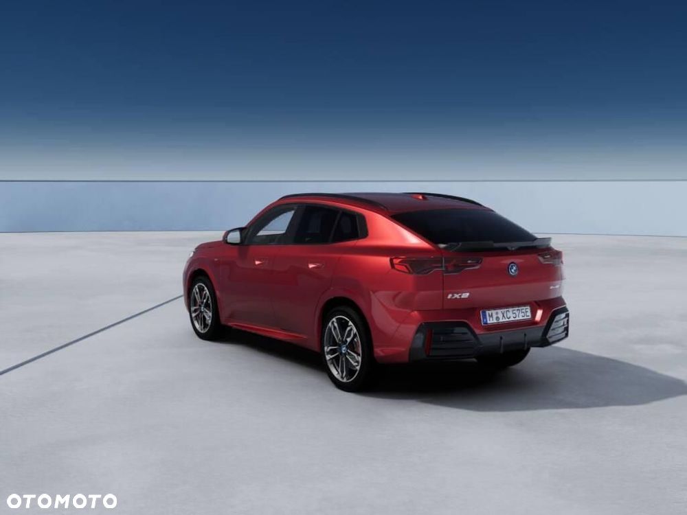 BMW iX2