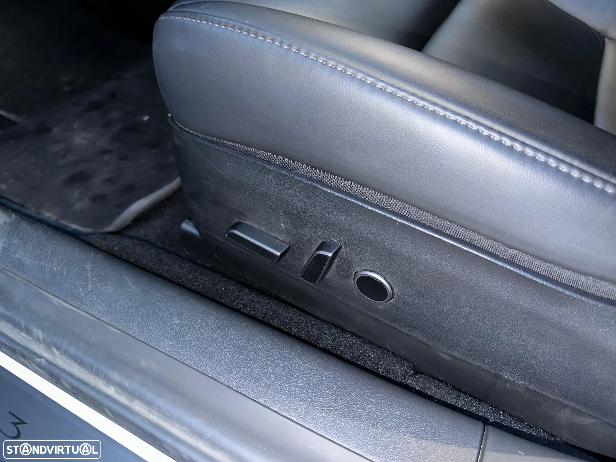 Tesla Model 3 Long Range AWD Dual Motor - 23