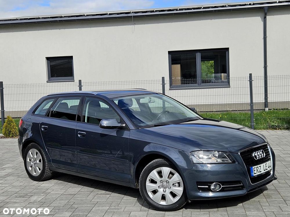Audi A3 Sportback 1.6 Limited Edition - 13